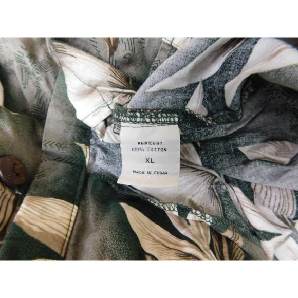 Vintage Men Hawaiian Shirt XL Green Tan Leaves Short Sleeve Button Down - Picture 7 of 8